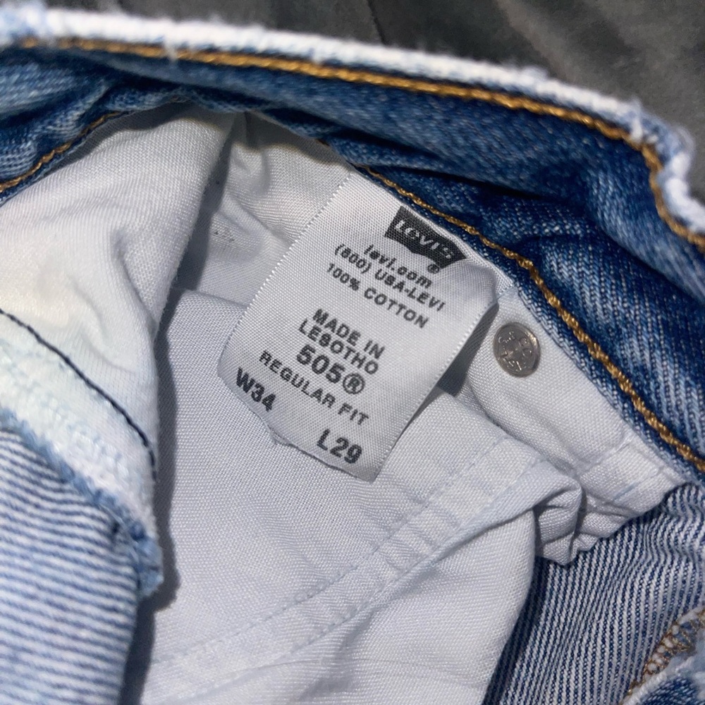 505 Levi’s - Picture 4 of 10